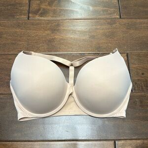 Excellent condition front clasp bra